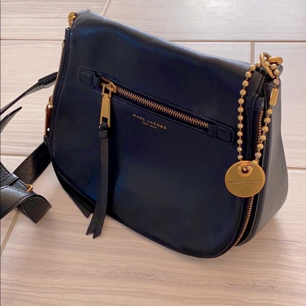 Medium size leather Marc Jacobs handbag